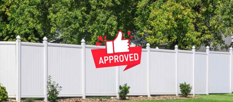 Putting up a fence in Palm Coast? You might need a permit for that.
