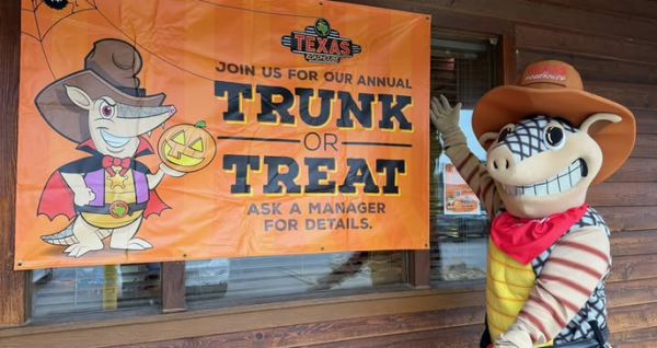 Trunk or Treat at Texas Roadhouse – Palm Coast